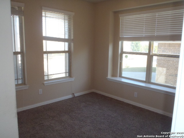 Image 23 of 37 For 2042 Carter Ln