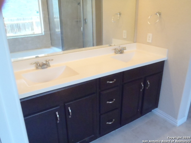 Image 26 of 37 For 2042 Carter Ln