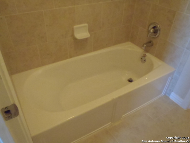 Image 35 of 37 For 2042 Carter Ln