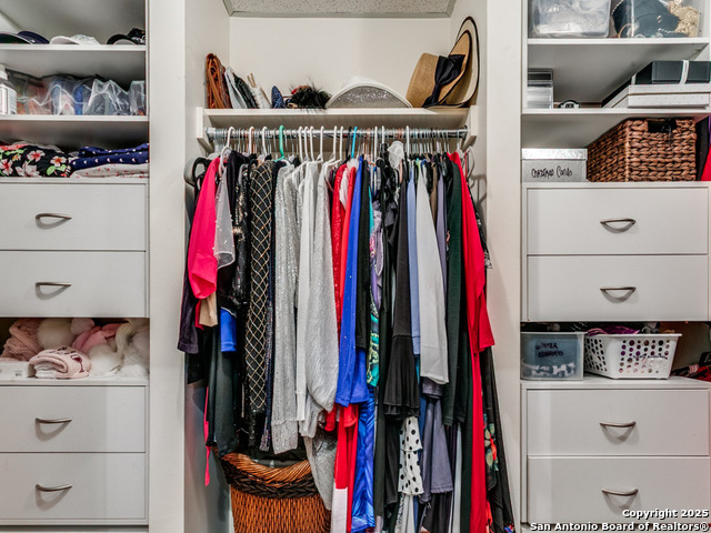 Image 14 of 25 For 1 Towers Park Ln  316