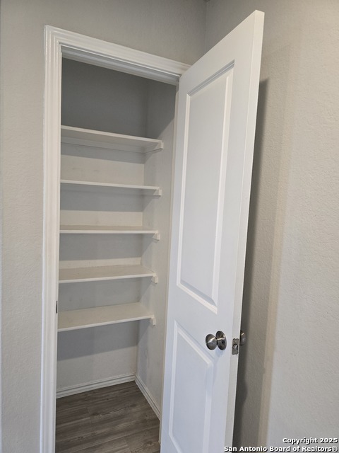 Image 7 of 23 For 7503 Silos Trail