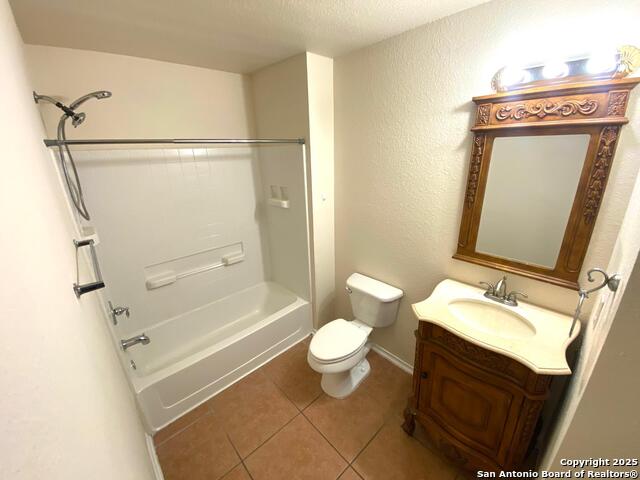 Image 18 of 22 For 10411 Tollow