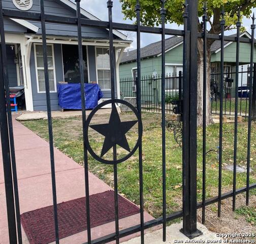 Image 16 of 16 For 124 Mitchell St