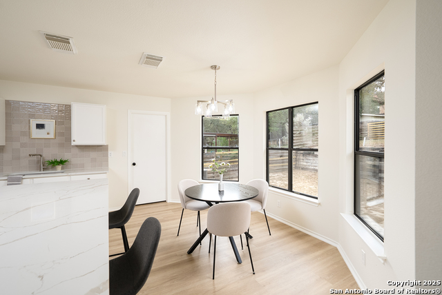 Image 15 of 35 For 7103 Rimwood