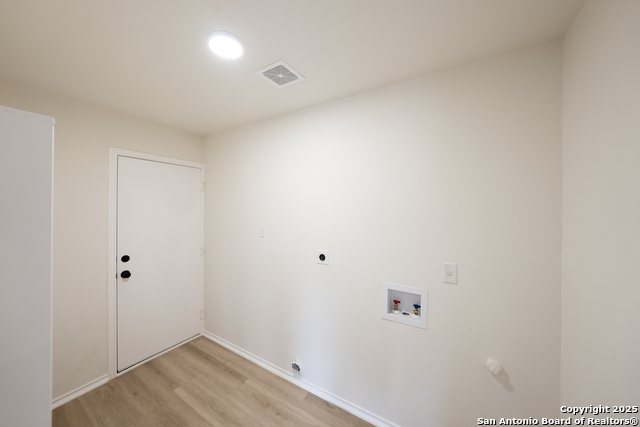 Image 30 of 35 For 7103 Rimwood