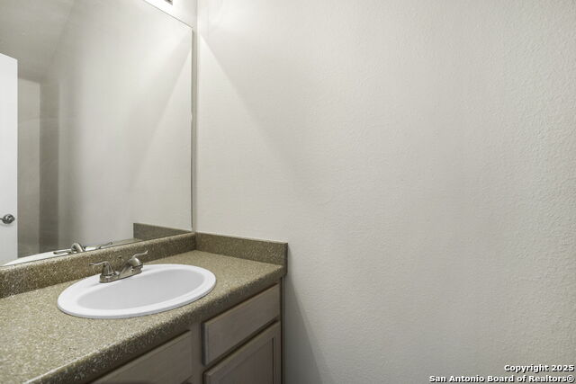 Image 14 of 24 For 2622 Crown Hollow