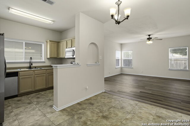 Image 6 of 24 For 2622 Crown Hollow