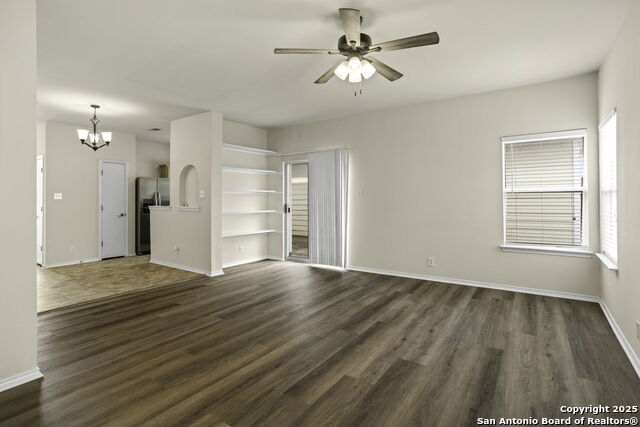 Image 8 of 24 For 2622 Crown Hollow