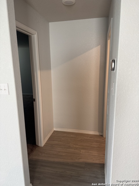 Listing photo id 8 for 9726 Mill Dam