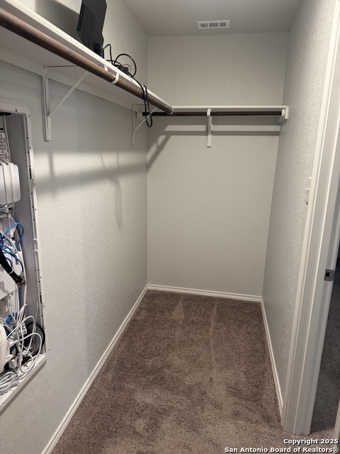 Listing photo id 11 for 9726 Mill Dam