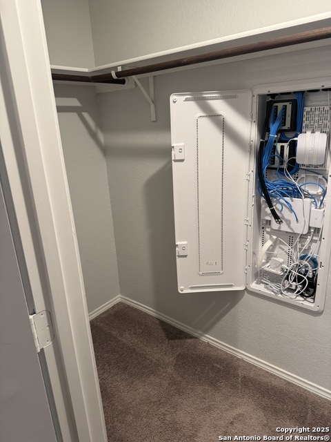 Listing photo id 12 for 9726 Mill Dam