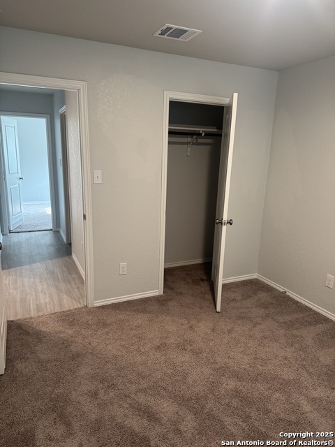 Listing photo id 3 for 9726 Mill Dam