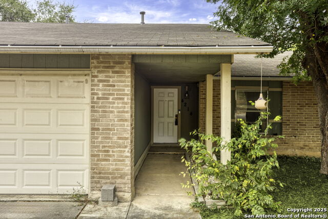 Image 4 of 23 For 4214 Briarcrest