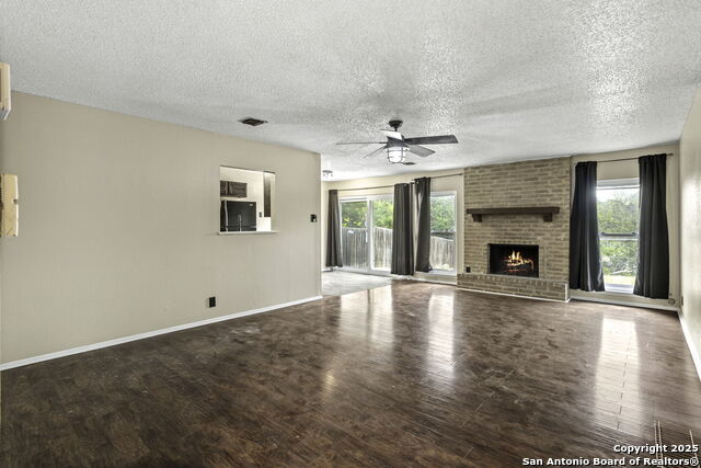 Image 6 of 23 For 4214 Briarcrest