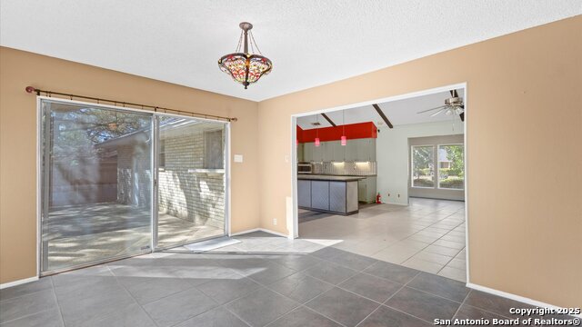 Image 10 of 29 For 11426 Whisper Moss