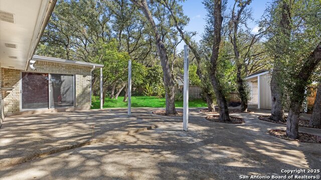 Image 26 of 29 For 11426 Whisper Moss