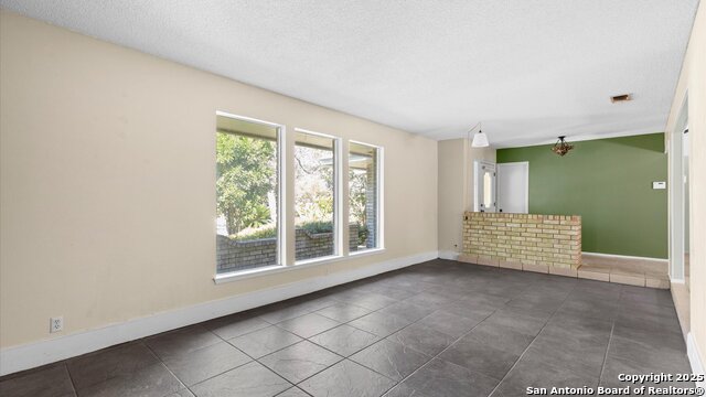 Image 5 of 29 For 11426 Whisper Moss