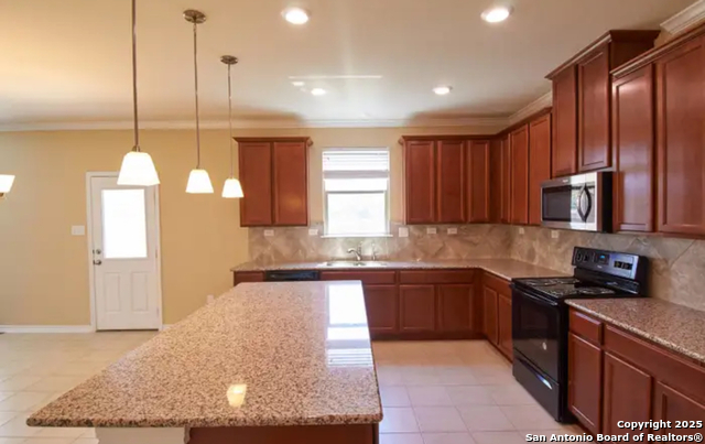 Image 8 of 20 For 223 Anchor  