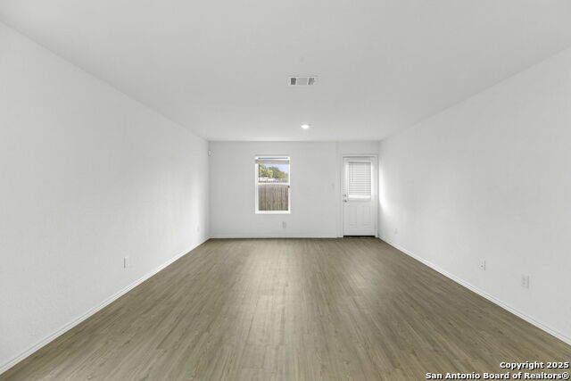 Image 8 of 21 For 10824 Presa Way