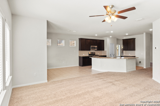 Image 11 of 25 For 8904 Portobello Way