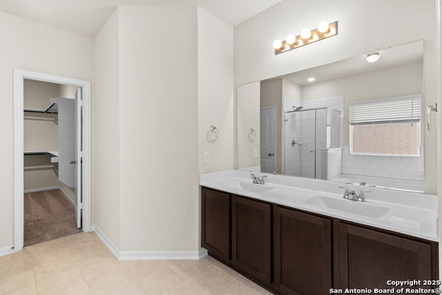 Image 14 of 25 For 8904 Portobello Way