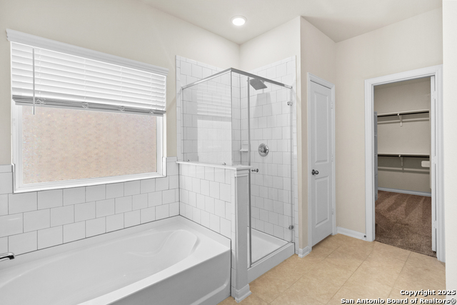 Image 15 of 25 For 8904 Portobello Way