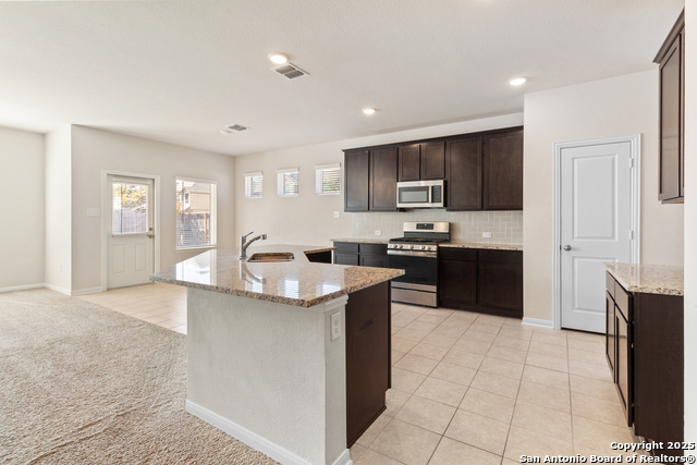 Image 7 of 25 For 8904 Portobello Way