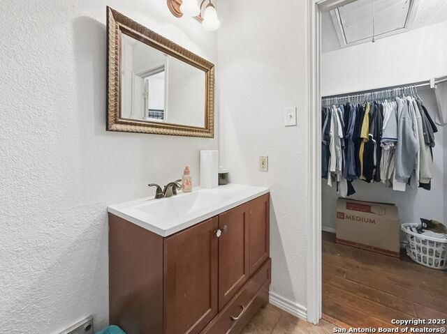 Image 29 of 41 For 434 County Road 6610