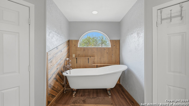 Listing photo id 14 for 195 Cheyenne