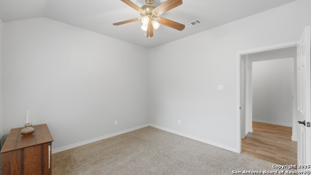 Listing photo id 20 for 195 Cheyenne