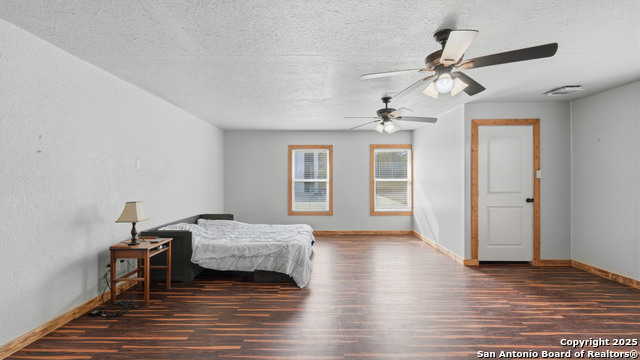 Listing photo id 22 for 195 Cheyenne