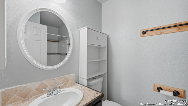 Listing photo id 24 for 195 Cheyenne