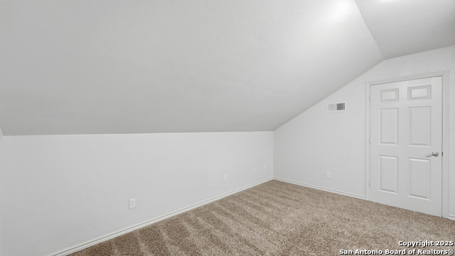 Listing photo id 26 for 195 Cheyenne