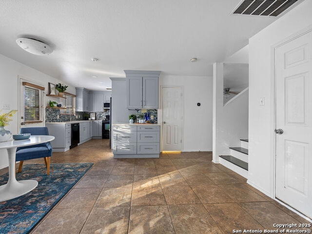 Image 11 of 45 For 11031 Rindle Ranch