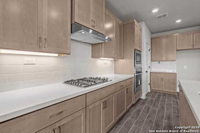 Image 6 of 17 For 11123 Lowder