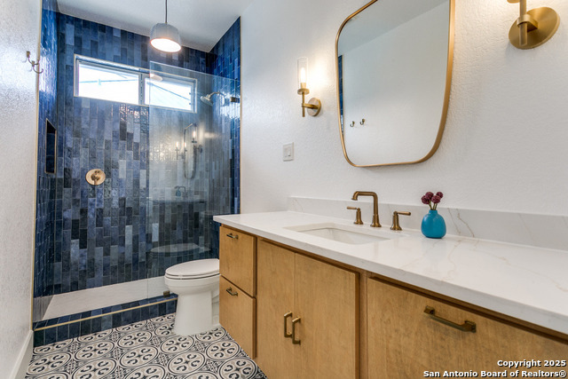 Image 24 of 31 For 27 Avalon