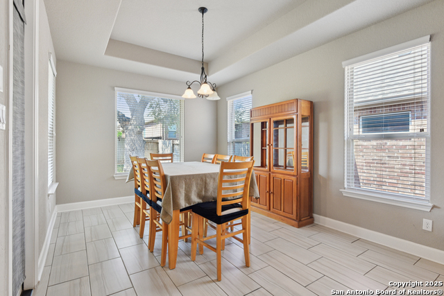 Image 14 of 39 For 1077 Stone Crossing