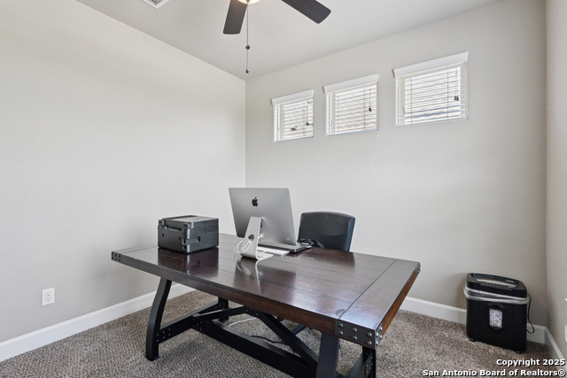 Image 18 of 39 For 1077 Stone Crossing