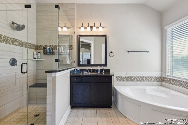 Image 21 of 39 For 1077 Stone Crossing