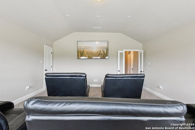 Image 24 of 39 For 1077 Stone Crossing