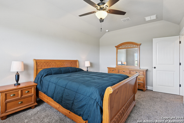 Image 25 of 39 For 1077 Stone Crossing