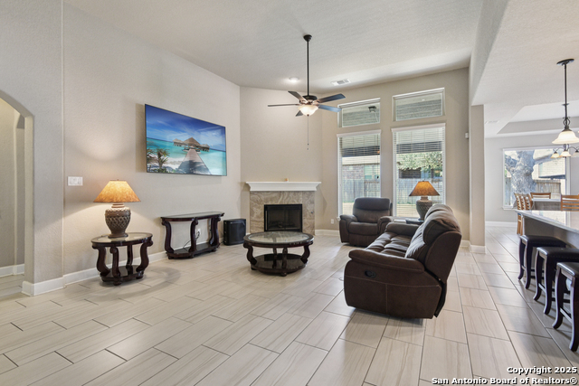 Image 6 of 39 For 1077 Stone Crossing