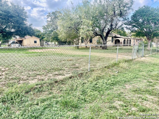 Image 13 of 14 For 14327 Ideal