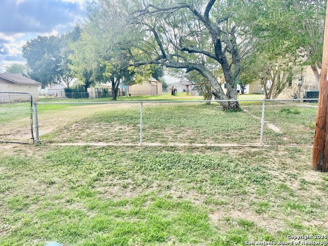 Image 14 of 14 For 14327 Ideal