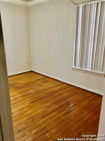 Image 8 of 14 For 14327 Ideal