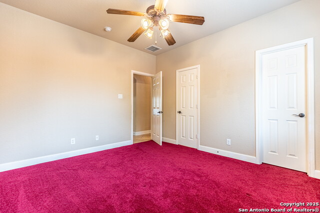 Listing photo id 19 for 111 Roan  