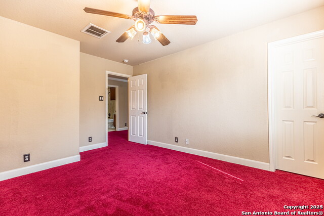 Listing photo id 26 for 111 Roan  