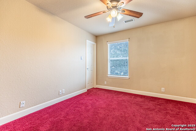 Listing photo id 31 for 111 Roan  