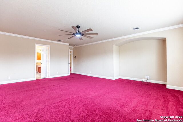 Listing photo id 35 for 111 Roan  