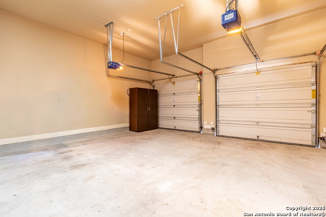 Listing photo id 41 for 111 Roan  